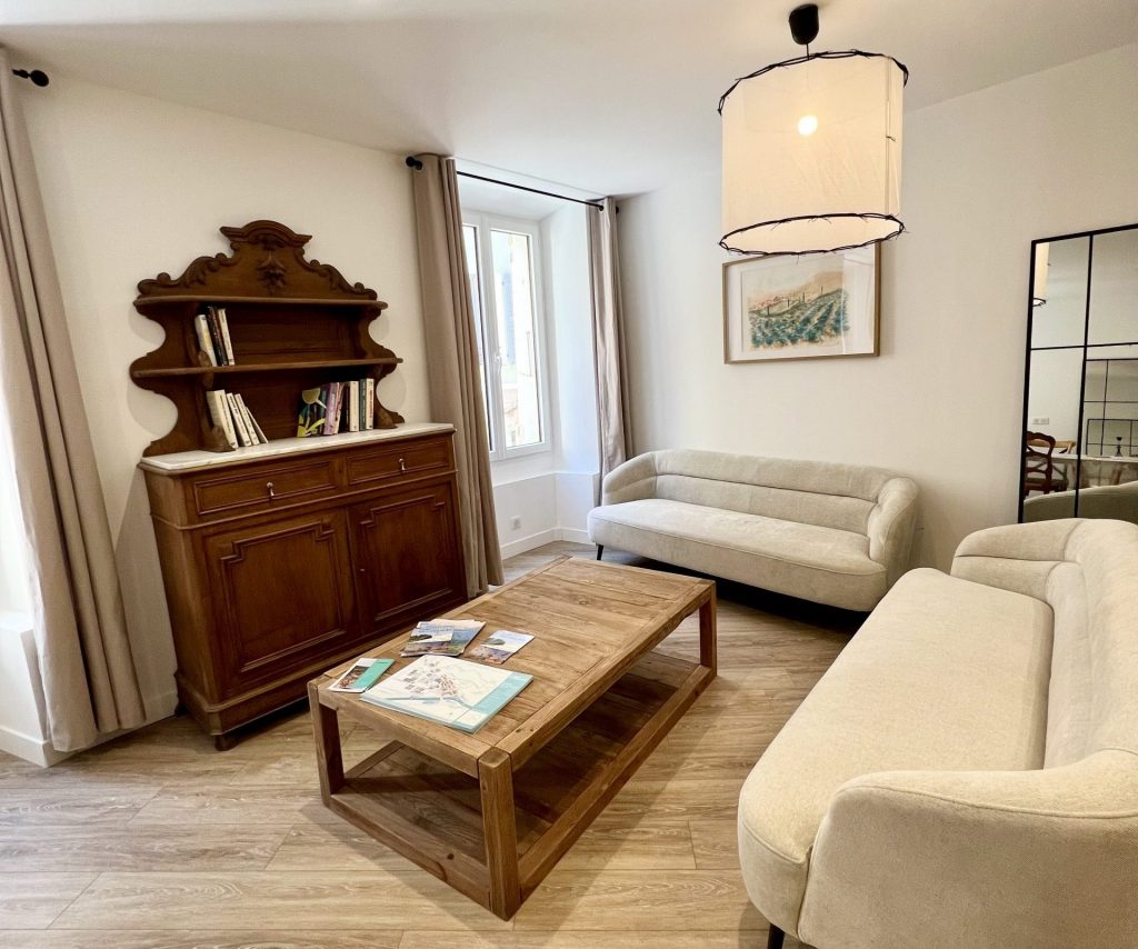 salon location chambre airbnb booking castellane gorges du verdon